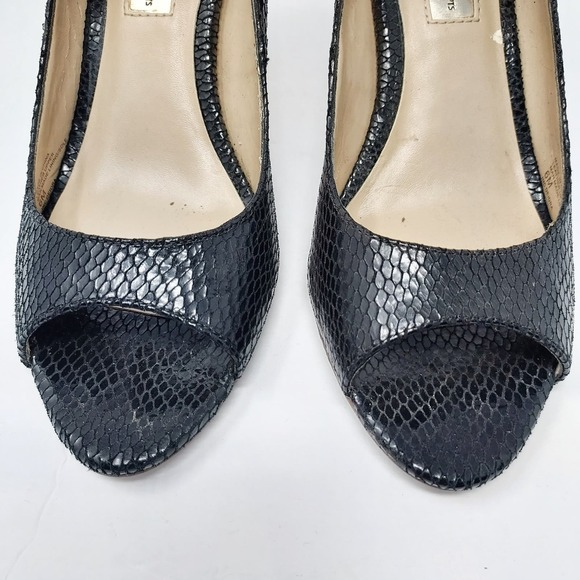 INC Black Snake Skin Faux Leather Pumps Size 6 - Picture 3 of 10